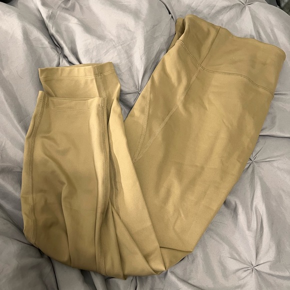 Girlfriend Collective Compressive Leggings in a 4XL. Like new condition. - Picture 1 of 3